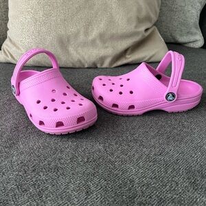 Girls Pink Crocs